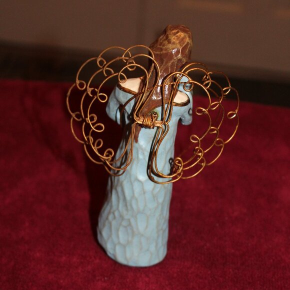 Resin Angel Ornament - Picture 2 of 3